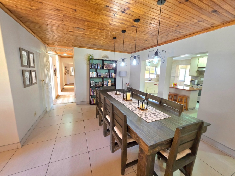 5 Bedroom Property for Sale in La Provance Free State